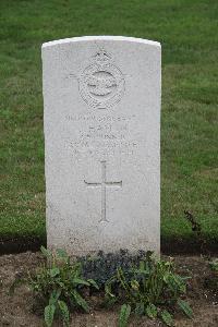 Hanover War Cemetery - Hamlin, John