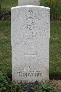 Hanover War Cemetery - Harris, Ernest Thomas George