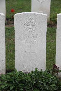 Hanover War Cemetery - Harris, Reginald Jack