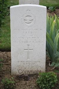 Hanover War Cemetery - Hay, Peter John