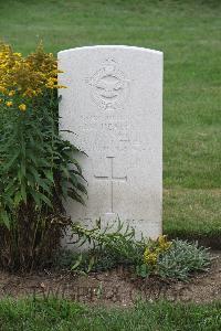 Hanover War Cemetery - Healey, Joseph Michael