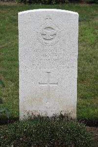 Hanover War Cemetery - Healey, Lawrence