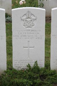 Hanover War Cemetery - Henderson, Joslyn Lavarre