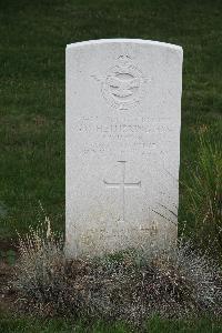 Hanover War Cemetery - Hetherington, George Dennis