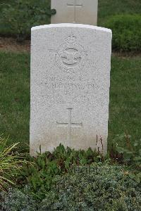 Hanover War Cemetery - Hickling, Peter Frank