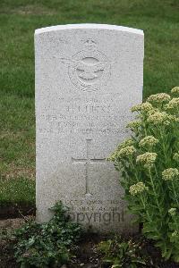 Hanover War Cemetery - Hicks, Harold James