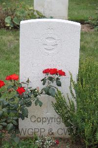 Hanover War Cemetery - Hollings, Richard Charles