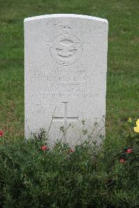 Hanover War Cemetery - Hughes, John Douglas