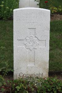 Hanover War Cemetery - Hughes, William Robert