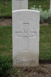 Hanover War Cemetery - Hunter, John