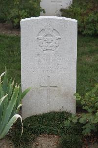 Hanover War Cemetery - Hurley, Harold James