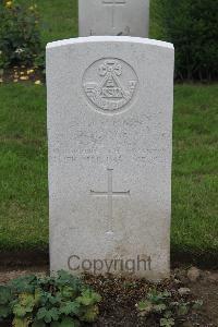 Hanover War Cemetery - Ince, Thomas