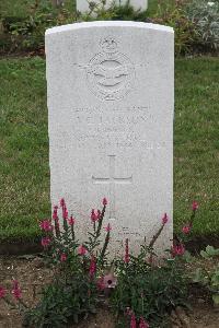 Hanover War Cemetery - Jackson, Alfred Clifford