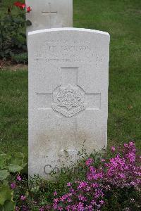 Hanover War Cemetery - Jackson, John Frederick