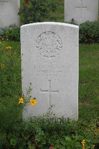 Hanover War Cemetery - Jacobs, Edward John George