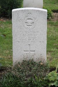 Hanover War Cemetery - Johns, Alfred Ivor