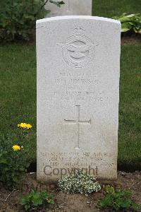 Hanover War Cemetery - Johnson, David Huntly