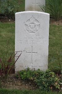 Hanover War Cemetery - Johnstone, Geoffrey James Munro