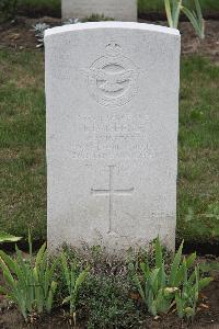 Hanover War Cemetery - Keene, Eric Douglas