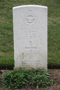 Hanover War Cemetery - Kewin, Alfred