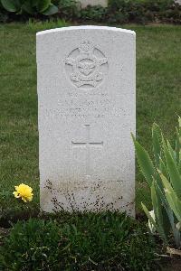 Hanover War Cemetery - Kingston, Patrick Noel