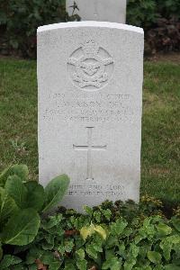 Hanover War Cemetery - Knox, Cyril William