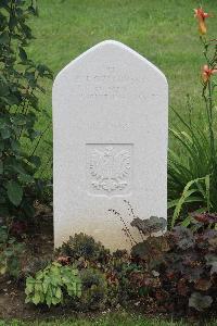 Hanover War Cemetery - Kozlowski, Edward