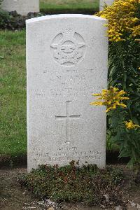 Hanover War Cemetery - Laing, Leslie Norman