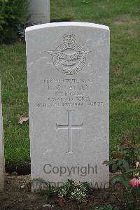 Hanover War Cemetery - Layley, Ronald George