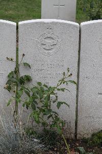 Hanover War Cemetery - Lester, Ralph Thomas Gurden