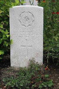 Hanover War Cemetery - Ling, Lewis E.