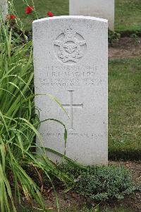 Hanover War Cemetery - MacLeod, Eric Ronald Fergus