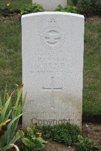 Hanover War Cemetery - Martin, Harold Sidney