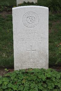 Hanover War Cemetery - Mather, Michael Hugh Lushington