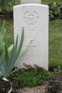 Hanover War Cemetery - McCulloch, Robert Lloyd