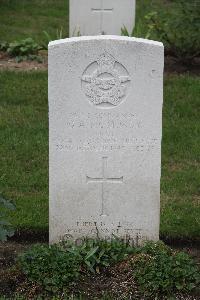 Hanover War Cemetery - McMurdy, Gordon Archibald