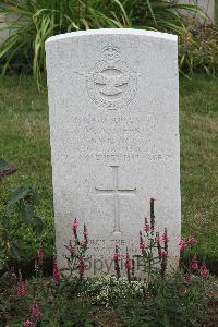 Hanover War Cemetery - Meek, William Alexander