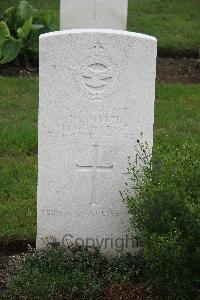 Hanover War Cemetery - Miller, Douglas Clingan