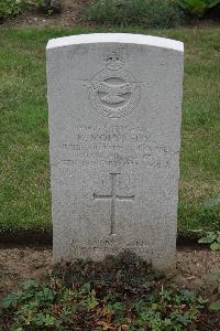 Hanover War Cemetery - Molyneux, Keith