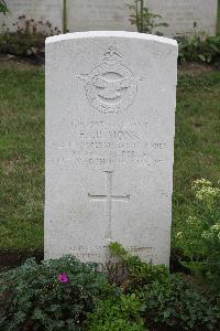 Hanover War Cemetery - Monk, Edmund Joseph Paul