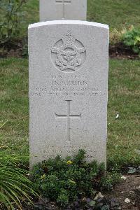 Hanover War Cemetery - Morris, John Nathan