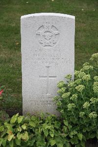 Hanover War Cemetery - Moylan, Hilary Patrick