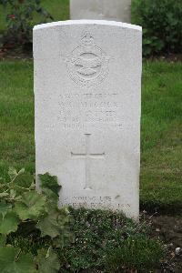 Hanover War Cemetery - Mycock, William George