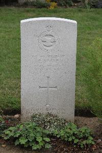 Hanover War Cemetery - Neale, Peter