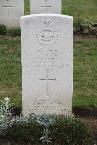 Hanover War Cemetery - Nevens, John Joseph