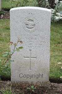 Hanover War Cemetery - Nichols, Gerald