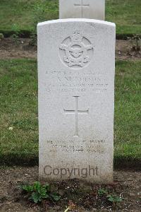 Hanover War Cemetery - Nicholson, James Arthur