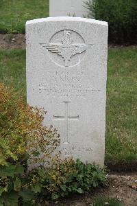 Hanover War Cemetery - Niven, James