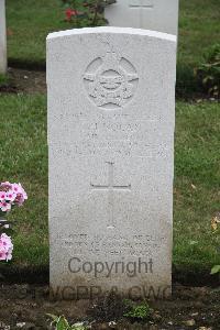 Hanover War Cemetery - Nolan, Thomas Harold