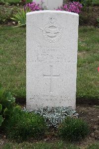 Hanover War Cemetery - Otter, Eric